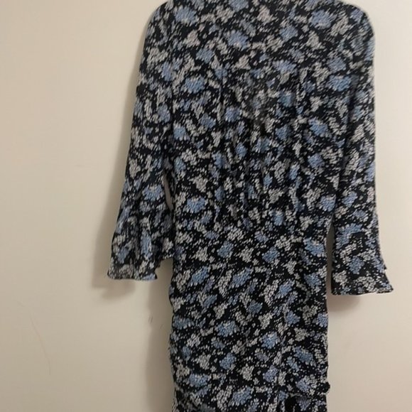 Floral V-Neck Ruffle Dress - Picture 13 of 14